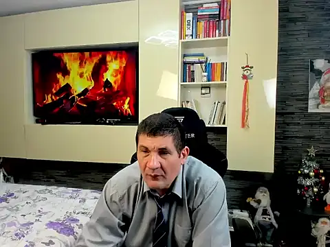 SpartacusDaddy48 online show from 02-15-26, 04:06