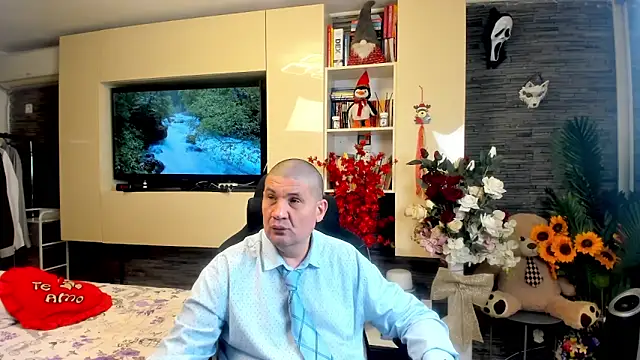 SpartacusDaddy48 online show from 04-30-26, 04:25