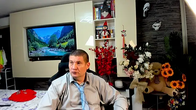 SpartacusDaddy48 online show from 05-16-26, 07:46