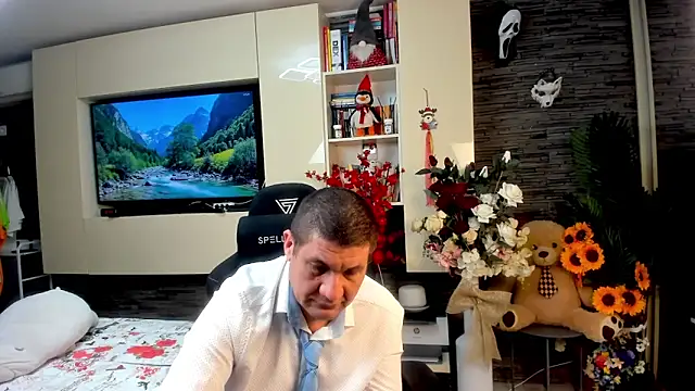 SpartacusDaddy48 online show from 05-21-26, 03:59