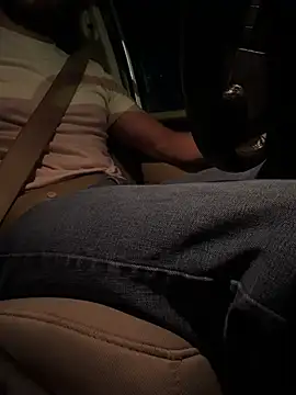 HorneyCowboy154 online show from 11-11-25, 04:51