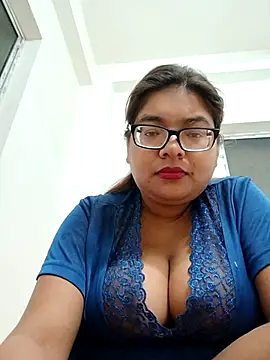 Elie couple143 online show from 11-29-25, 06:19