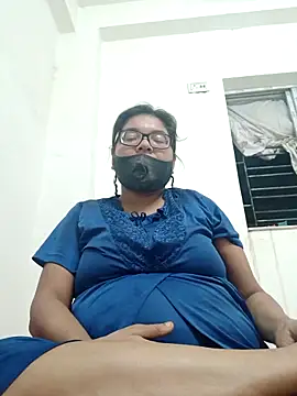 Elie couple143 online show from 11-11-25, 06:47