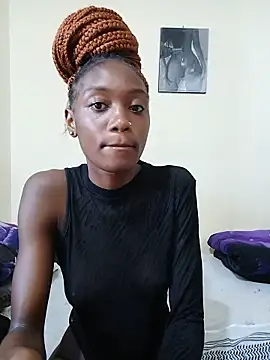 Miss-Hennessy online show from 05-09-26, 01:47