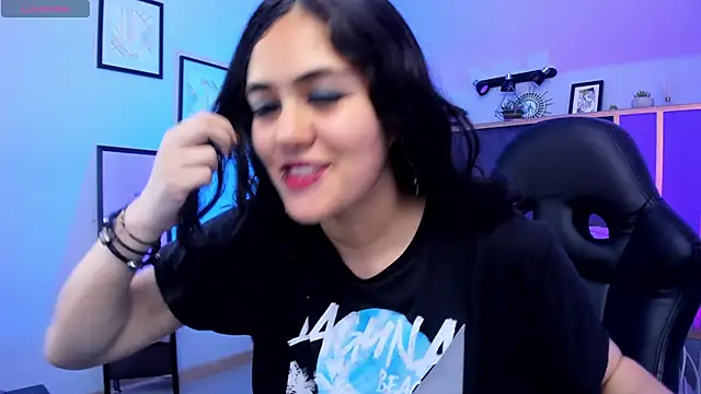 Azurra amatto2 online show from 11-13-25, 08:57