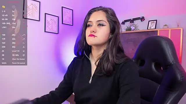 Azurra amatto2 online show from 10-08-25, 08:31