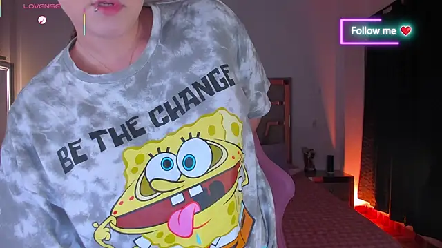 lunaarose online show from 04-22-26, 03:02