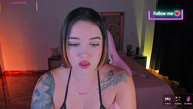 lunaarose online show from 02-11-26, 04:23