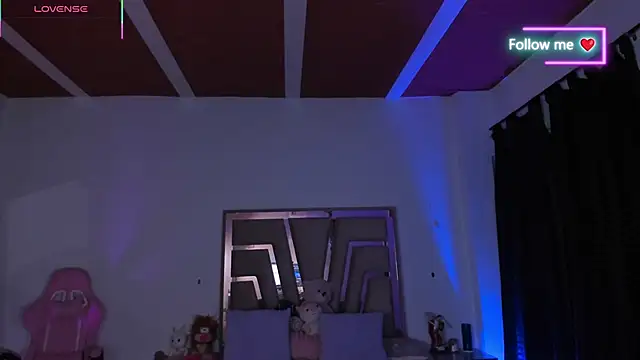 lunaarose online show from 03-14-26, 03:34