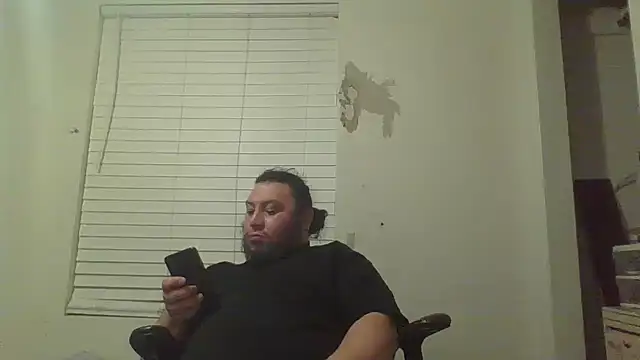 Snapshot of raredick chatting on 02-16-26, 04:00 raredick online show from 02-16-26, 04:00