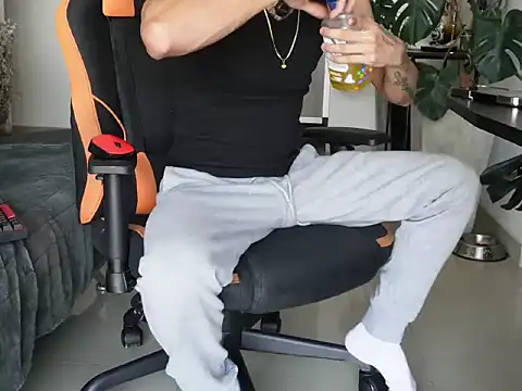 Vbenz28 online show from 03-28-26, 01:23