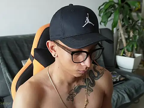 Vbenz28 online show from 01-11-26, 03:30