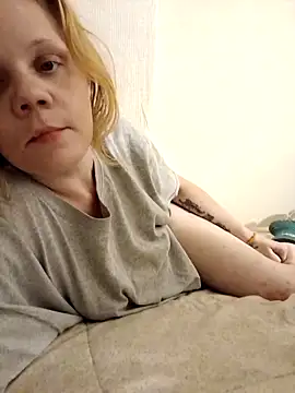 itsLoBunny online show from 10-04-25, 06:04