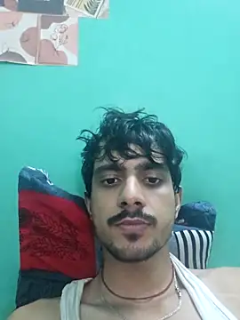 Snapshot of Sushant001 chatting on 03-31-26, 10:17 Sushant001 online show from 03-31-26, 10:17
