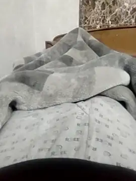 Snapshot of young18indian chatting on 01-08-26, 02:39 young18indian online show from 01-08-26, 02:39