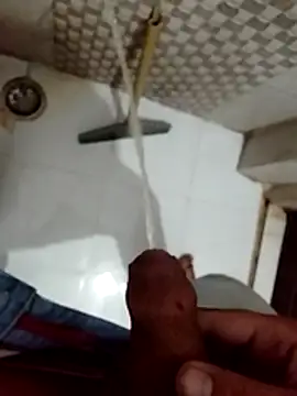 Snapshot of young18indian chatting on 11-19-25, 02:33 young18indian online show from 11-19-25, 02:33