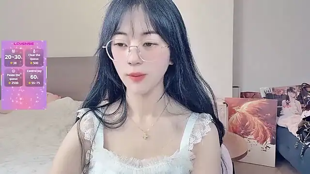 Snapshot of nini_a chatting on 02-13-26, 05:40 nini a online show from 02-13-26, 05:40