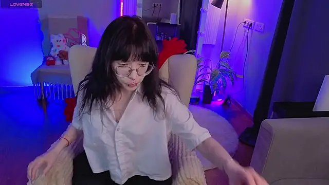 Misa Perfect online show from 10-12-25, 11:44