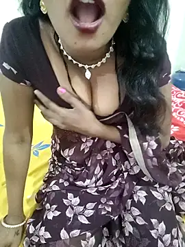 Snapshot of Swapna_kannada chatting on 09-17-25, 05:04 Swapna kannada online show from 09-17-25, 05:04