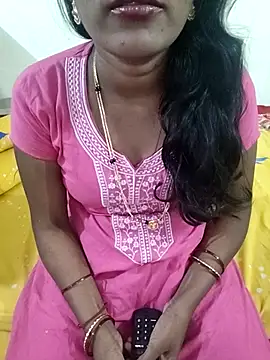 Snapshot of Swapna_kannada chatting on 09-10-25, 02:49 Swapna kannada online show from 09-10-25, 02:49