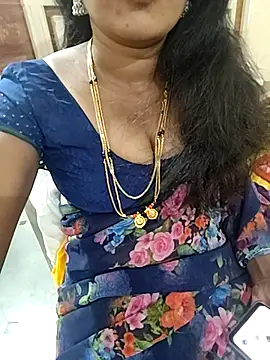 Snapshot of Swapna_kannada chatting on 10-04-25, 04:19 Swapna kannada online show from 10-04-25, 04:19