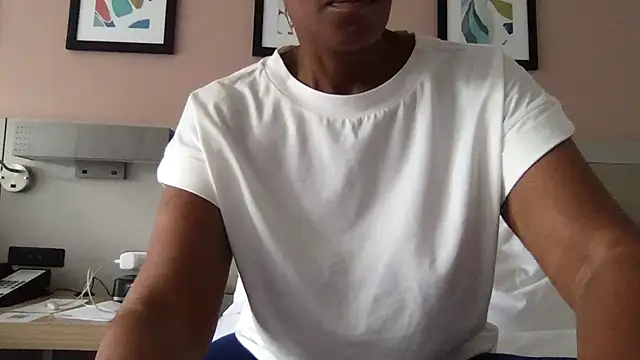 Snapshot of NurseNatasha888 chatting on 09-09-25, 01:31 NurseNatasha888 online show from 09-09-25, 01:31