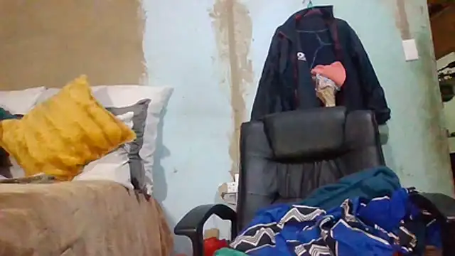 Snapshot of Nicky52 chatting on 04-03-26, 05:41 Nicky52 online show from 04-03-26, 05:41