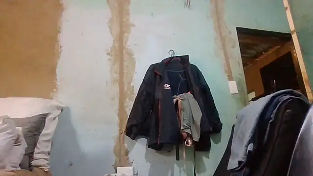 Snapshot of Nicky52 chatting on 04-11-26, 08:18 Nicky52 online show from 04-11-26, 08:18