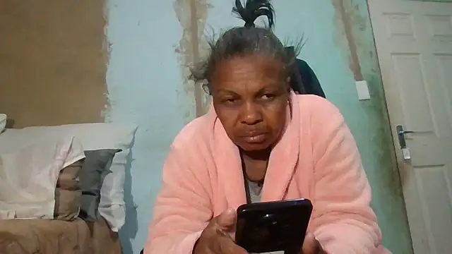 Snapshot of Nicky52 chatting on 04-13-26, 11:42 Nicky52 online show from 04-13-26, 11:42