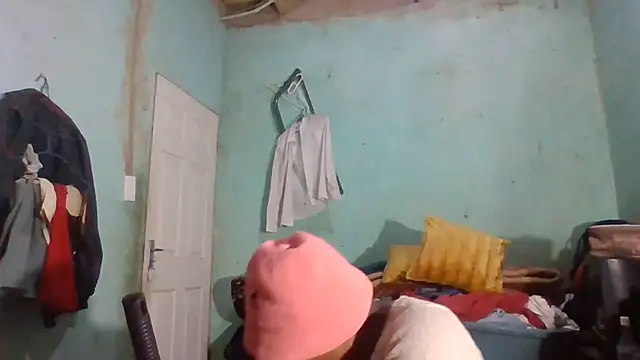 Nicky52 online show from 10-21-25, 05:01