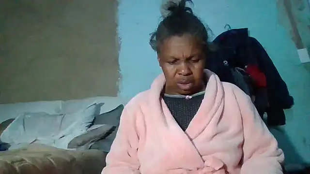 Snapshot of Nicky52 chatting on 03-05-26, 03:58 Nicky52 online show from 03-05-26, 03:58