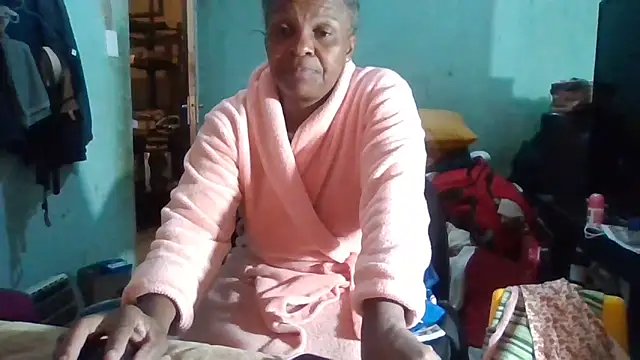 Nicky52 online show from 12-16-25, 03:44