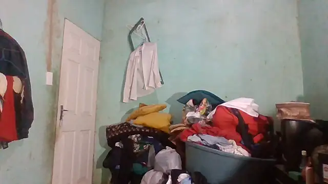 Nicky52 online show from 10-25-25, 03:38