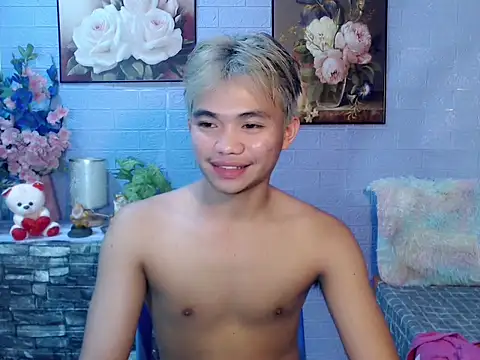 Snapshot of mostwantedtwink chatting on 05-06-26, 09:24 mostwantedtwink online show from 05-06-26, 09:24