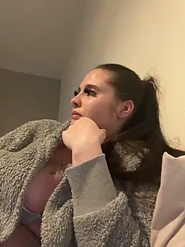 LollyLove  online show from 04-11-26, 07:06