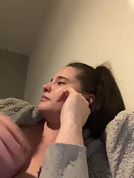 LollyLove  online show from 04-06-26, 08:10