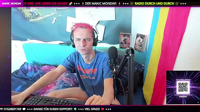 Snapshot of DaveLindau chatting on 02-02-26, 02:49 DaveLindau online show from 02-02-26, 02:49