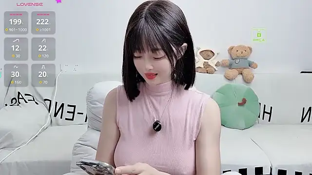 uikyy1 online show from 09-19-25, 09:02