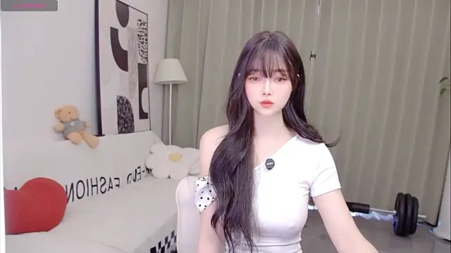 uikyy1 online show from 05-18-26, 07:13