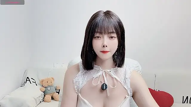 uikyy1 online show from 11-30-25, 12:50