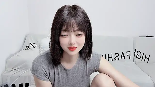 uikyy1 online show from 10-10-25, 06:47