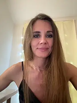 LucieMack online show from 09-26-25, 08:38