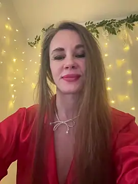 LucieMack online show from 03-06-26, 06:58