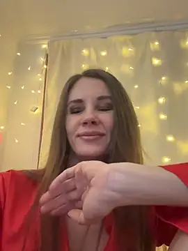 LucieMack online show from 02-19-26, 05:54