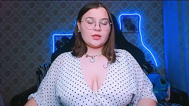 InLoveWithLife26 online show from 10-02-25, 07:06