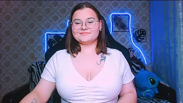 InLoveWithLife26 online show from 10-15-25, 07:22