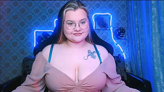 InLoveWithLife26 online show from 04-05-26, 08:04