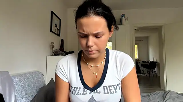 MaydaCornwall online show from 11-01-25, 02:55