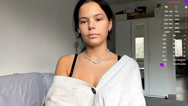 MaydaCornwall online show from 12-05-25, 08:02