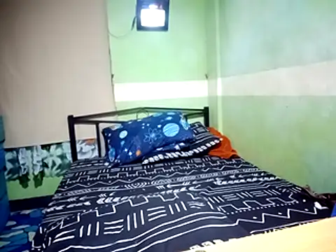 Snapshot of ashley_kimxx chatting on 03-26-26, 01:42 ashley kimxx online show from 03-26-26, 01:42